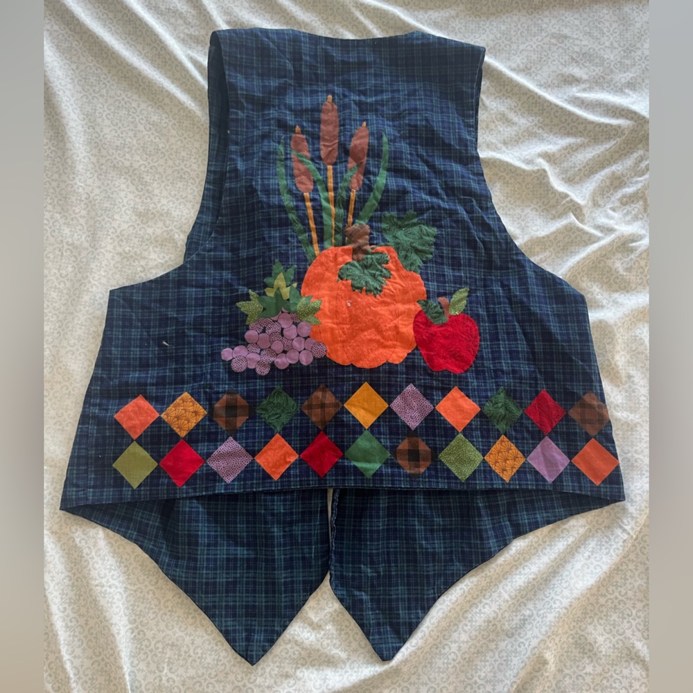 Autumn Themed Vest - Picture 3 of 6